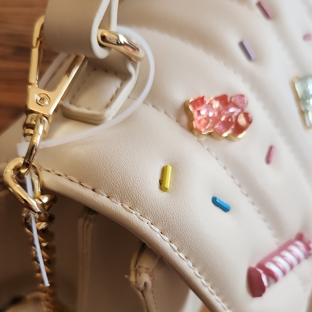 Betsey Johnson XOMylo2 Cream Quilted Crossbody Bag with Ice Cream Cone Charms - Picture 7 of 9